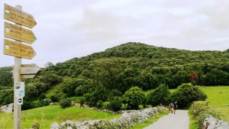 Rutas por el Monte Buciero, en Santoña. R.A.