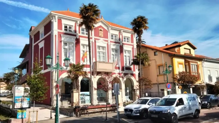 Ayuntamiento de Suances. R.A.