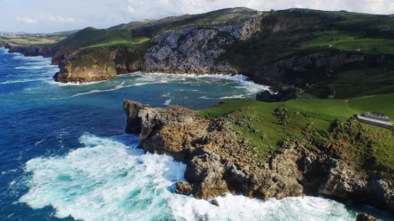 Ore&ntilde;a, en Alfoz de Lloredo.