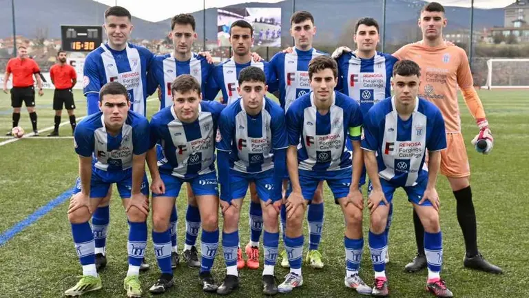 Equipo del Naval B 2024-2025. Facebook