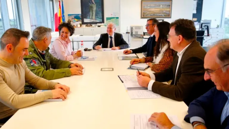 Reunión con el consejero de industria.