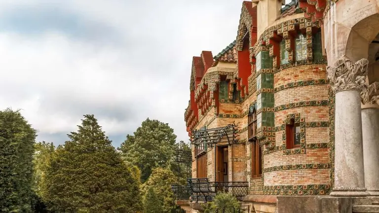 El Capricho de Gaudí en Comillas. Página Capricho de Gaudí