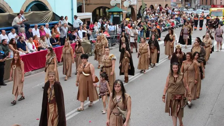 Desfile de Las Guerras Cántabras. Facebook Guerras Cántabras