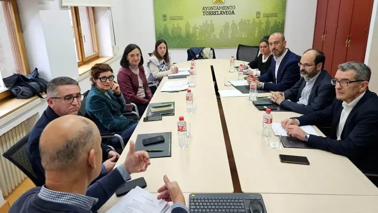 Reunión con la rectora de la Universidad de Cantabria.