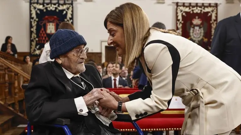 &Aacute;lvaro Pombo y Mar&iacute;a Jos&eacute; S&aacute;enz de Buruaga.
