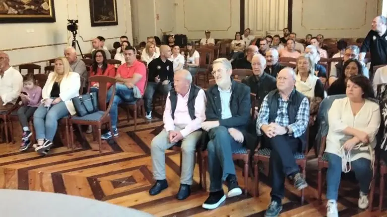 Rueda de prensa sobre la declaraci&oacute;n del Carnaval de Santo&ntilde;a como Fiesta de Inter&eacute;s Tur&iacute;stico Nacional. R.A.