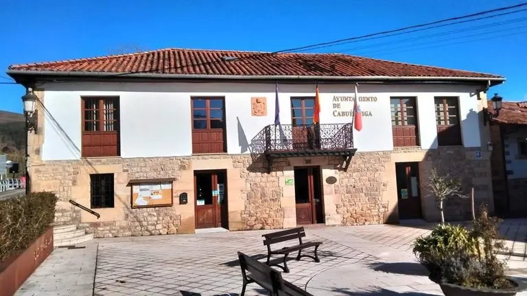 Ayuntamiento de Cabuérniga . R.A.