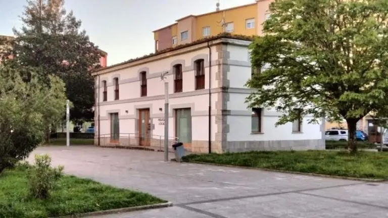 Oficinas de la Policía Local de Santoña. R.A.