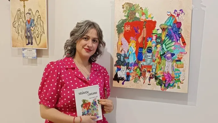 Mar&iacute;a Pilar Garc&iacute;a Pantale&oacute;n con su nueva publicaci&oacute;n en la Casa de Cultura de Santo&ntilde;a. Nyka Goicoechea