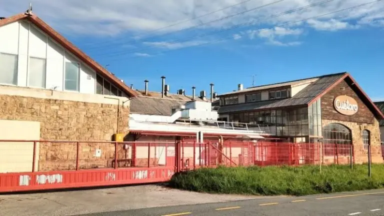 Instalaciones de Cu&eacute;tara. R.A.