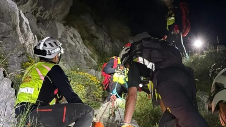 Un momento en el que se encuentra el cuerpo sin vida.