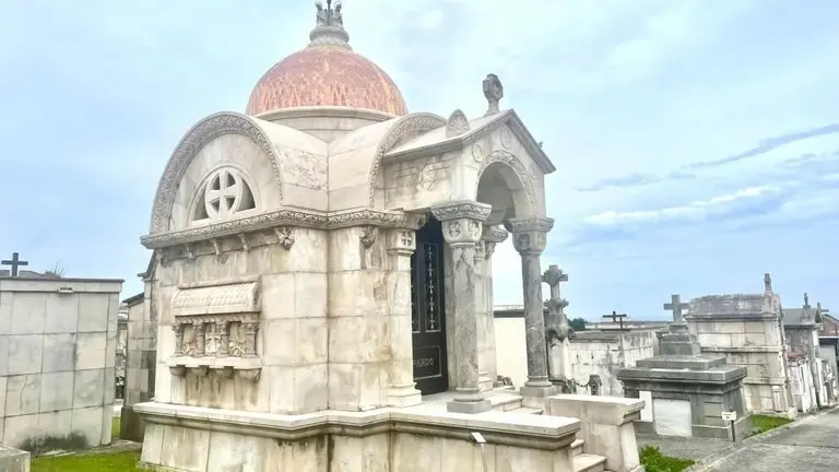 Pante&oacute;n de la Familia Pardo.