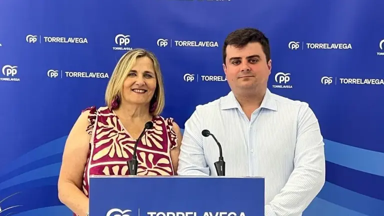 Representantes del PP de Torrelavega.