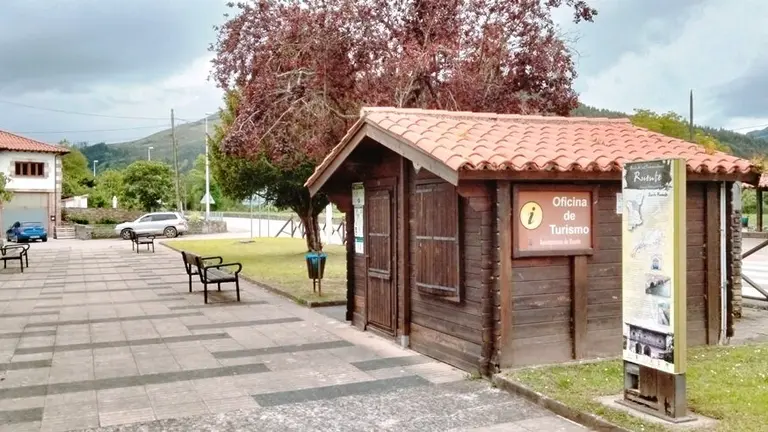 Oficina de Turismo actual en Ruente. R.A.