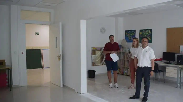 Visita a las obras del colegio en Renedo.