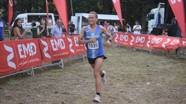 Uno de los atletas en la prueba.