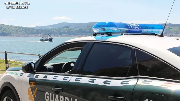 Patrulla de la Guardia Civil.