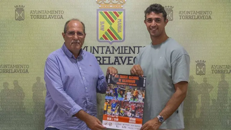 Presentaci&oacute;n del 13 Torneo Nacional de Torrelavega.