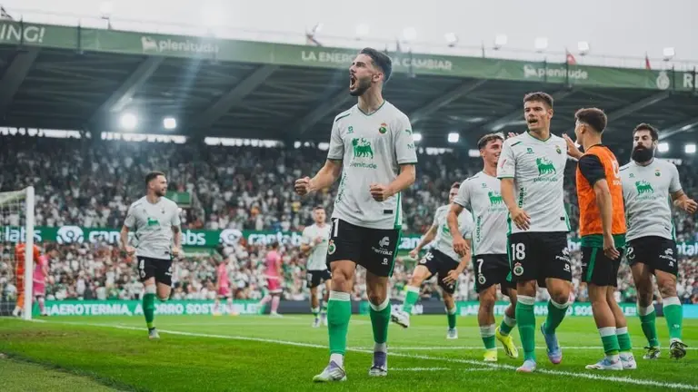 El Racing se puso por delante 2-0 en la primera parte.