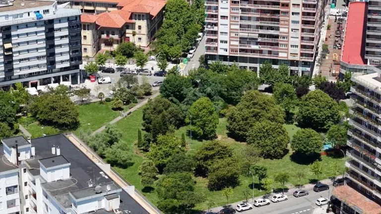 La Alameda Miramar en Laredo.