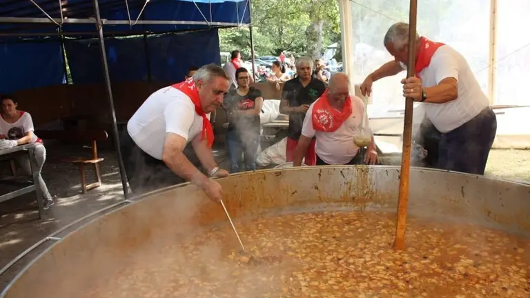 Fiesta del Cocido en Ucieda. Facebook