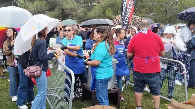 Un momento del servicio del marmite. R.A.