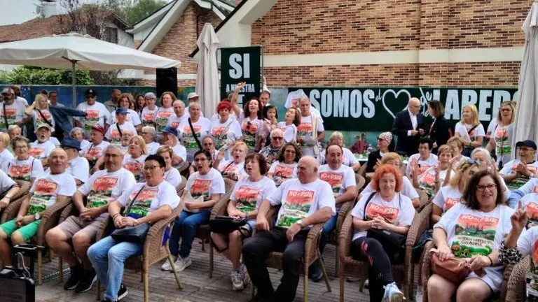 Integrantes de la Plataforma contra el PSIR de Laredo.