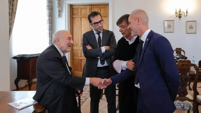 Un momento del acto de la concesión del doctor Honoris Causa.