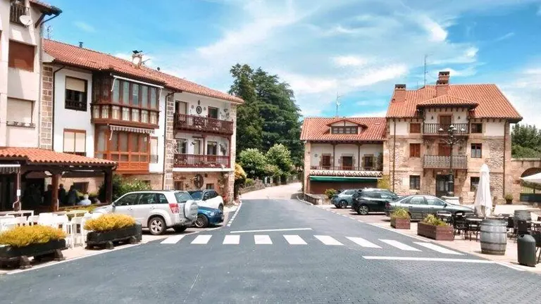 Bárcena de Pie de Concha. R.A.