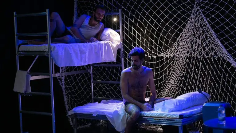 Here cames your man.