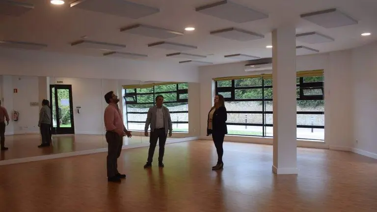 Obras en el local municipal de Oruña.