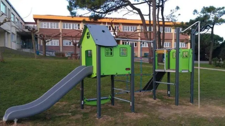 Colegio de Nuestra Señora de Latas en Somo. Página web Ayuntamiento de Ribamontán al Mar.
