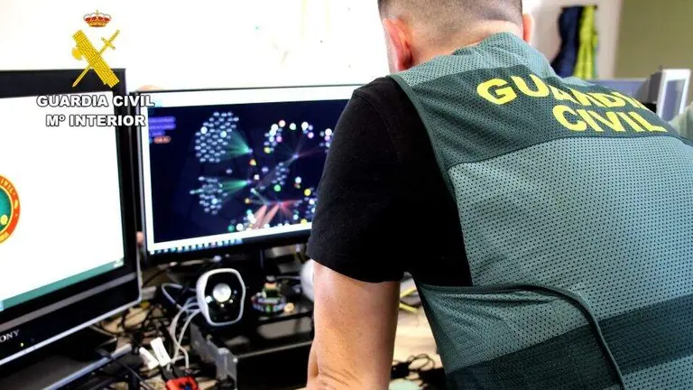 Equipo de la Guardia Civil.