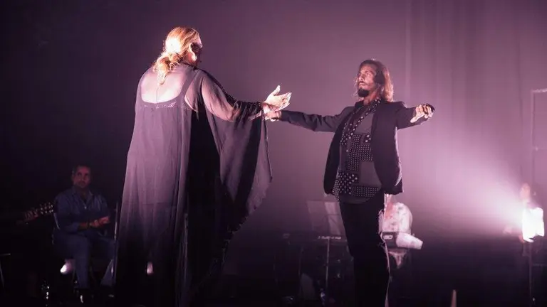 Farruquito sobre el escenario.