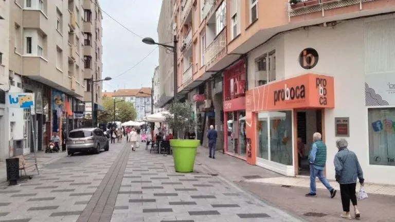 Calle Las Huertas en Santoña. R.A.