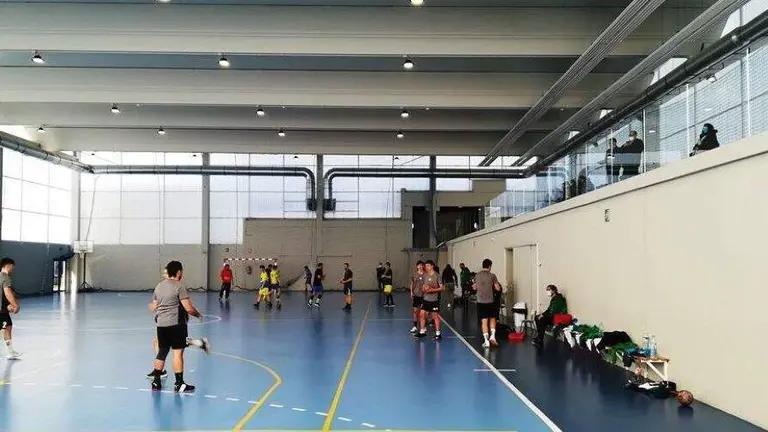 Polideportivo de Guriezo. R.A.