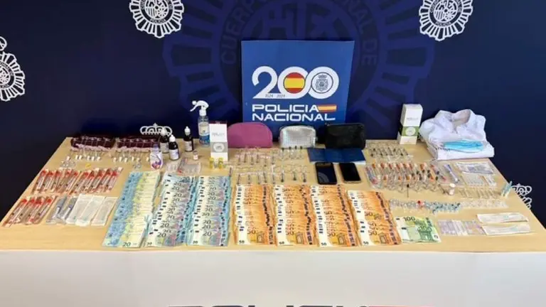 Material incautado por la Policía Nacional.