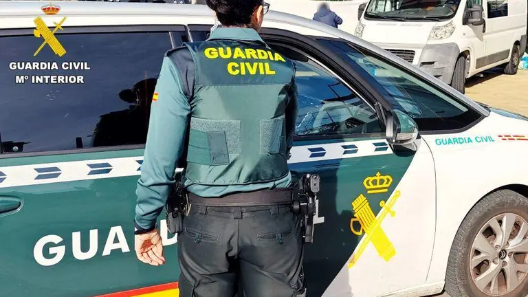 Patrulla de la Guardia Civil.