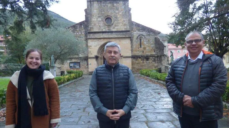 Judith Cavienes, a la izquierda; Juan Carlos Fernández en el centro y Carlos Guevara. R.A.