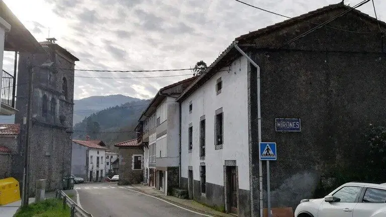 Localidad de Mirones, en Miera. R.A.