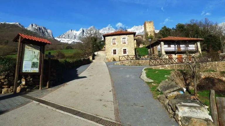 Localidad de Mogrovejo en Camale&ntilde;o. R.A.