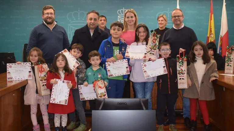 Ganadores del Concurso de Postales Navide&ntilde;as en Pi&eacute;lagos.