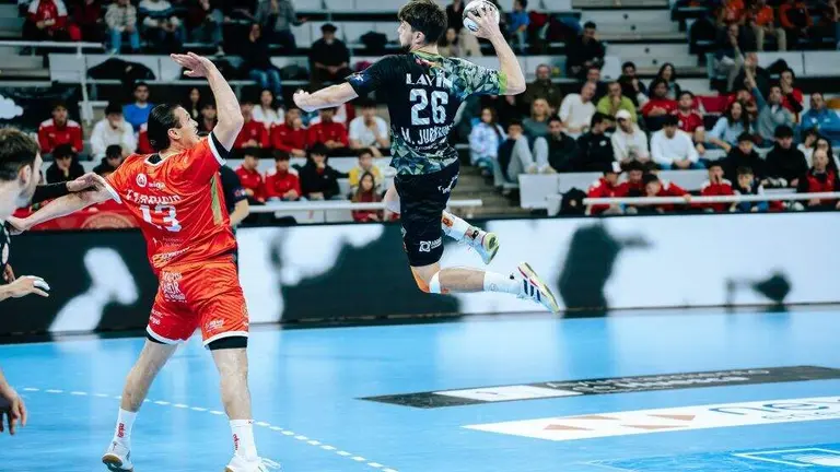 Un momento del encuentro en Huesca.