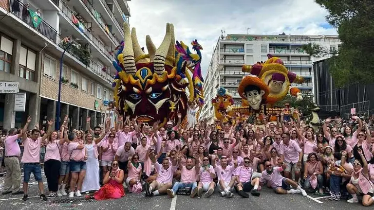 Un momento de la Batalla de Flores en Laredo.