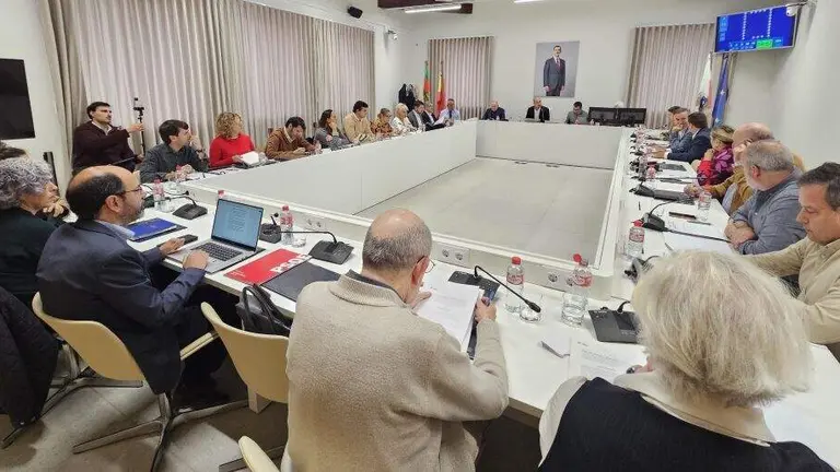 Concejales en el Pleno de Torrelavega.