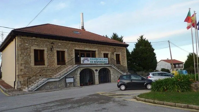 Ayuntamiento de Ribamont&aacute;n al Mar. R.A.