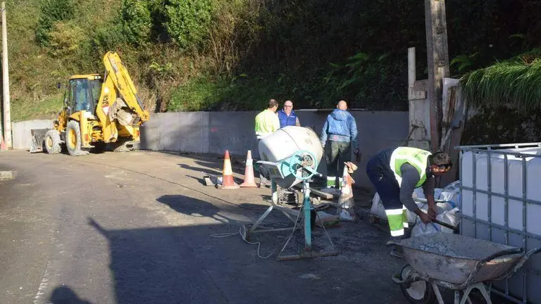 Mejora de los accesos en el barrio de San Mart&iacute;n de Barcenillas.