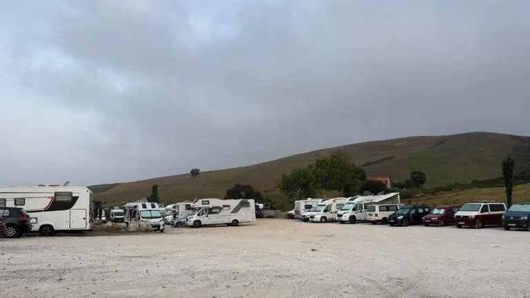 Autocaravanas en el municipio de Miengo.