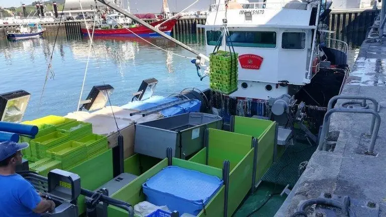 Puerto pesquero de Santo&ntilde;a. R.A.