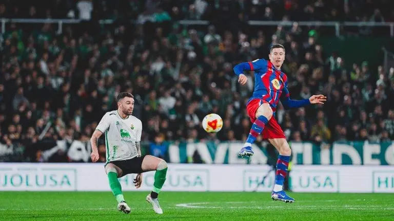 Lewandoski entr&oacute; en la segunda parte.